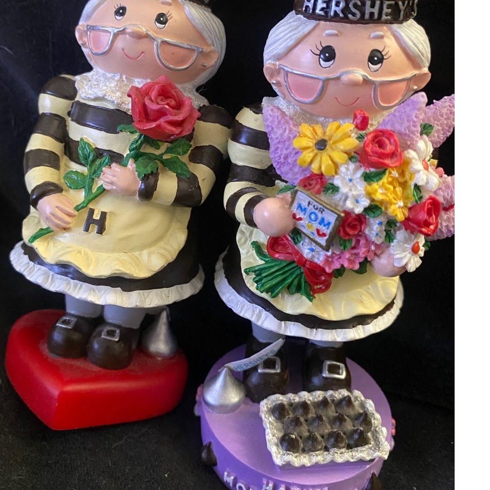 Hershey's Kurt Abler Figurine Collection for decoration 2 Pc